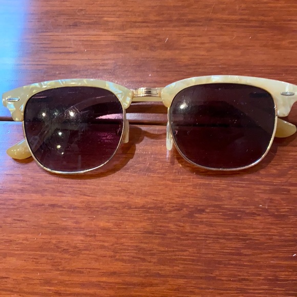5 for $20! Abercrombie and Fitch Sunglasses - Picture 1 of 6